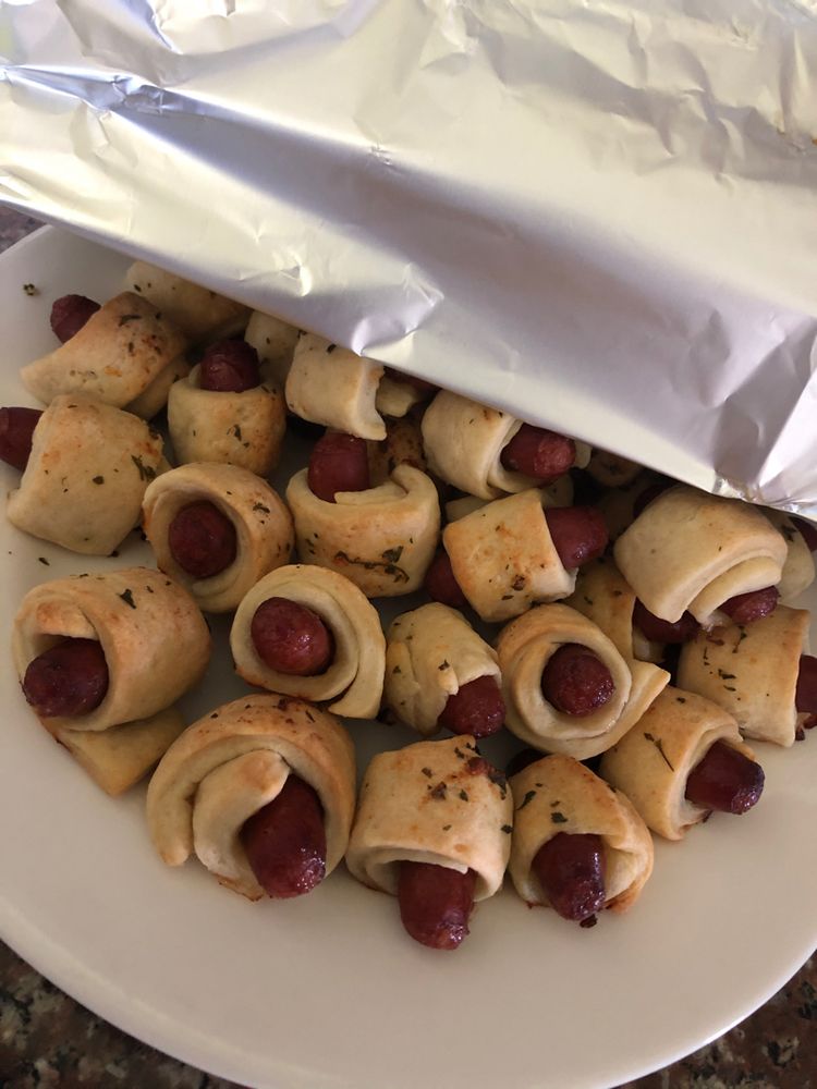 Our Best Homemade Pigs in a Blanket