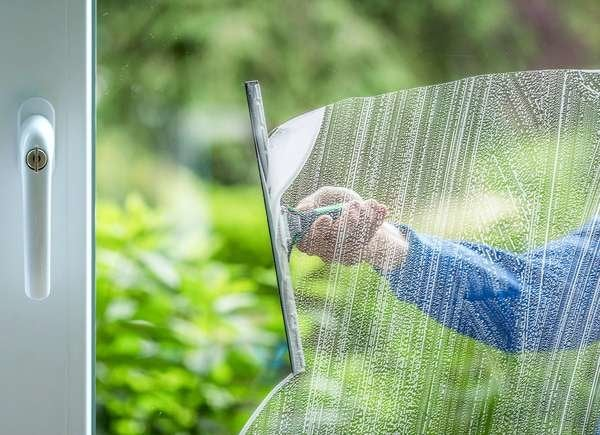 15 Unusual Tips for Your Cleanest Windows Ever