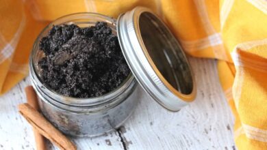 DIY Cinamon Coffee Body Scrub.