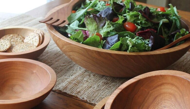 How To Clean A Wood Salad Bowl.