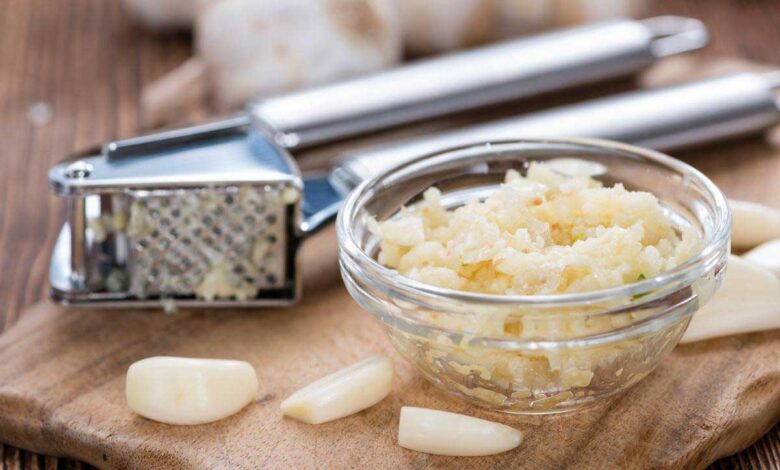 Study Highlights The Antibiotic Properties Of Garlic