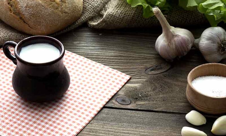 This Homemade Garlic Milk Is The Magical Remedy Of Sciatica and Back Pain