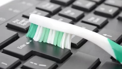 Clean These Items When It’s Time to Throw Out Your Toothbrush